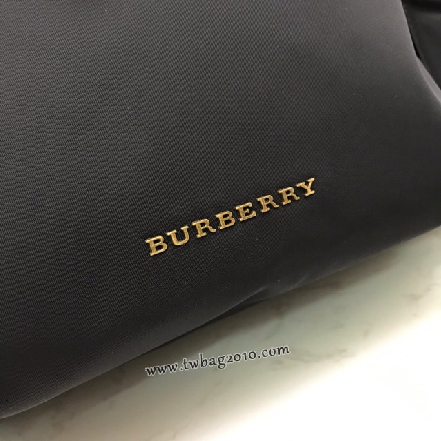 Burberry專門店新款大號The Rucksack軍旅背包 巴寶莉男士雙肩背包大書包 yxb1145